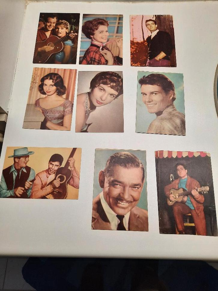 Lot 31 photos vintage de stars de cinéma PVBA Cox, Collections, Photos & Gravures, Comme neuf, Photo, Autres sujets/thèmes, 1940 à 1960