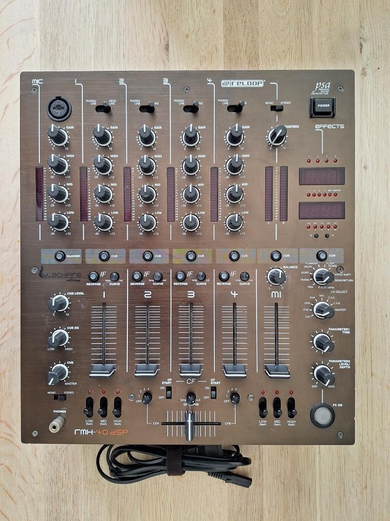 Reloop rmx-40 dsp Blackfire Edition mengpaneel, Ophalen