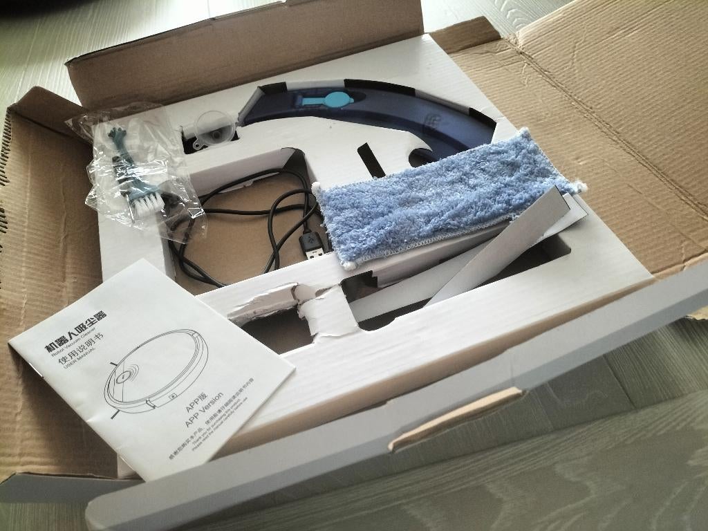 Robotstofzuiger zwart, Enlèvement, Neuf, Réservoir, Aspirateur robot