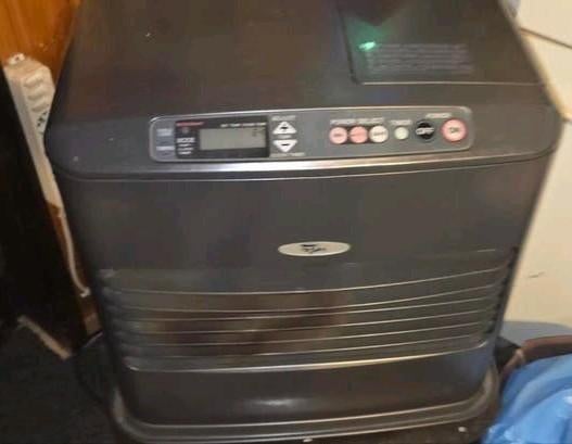 Poêle à pétrole Tosai 20l 1,5 ans, Enlèvement, Poêle