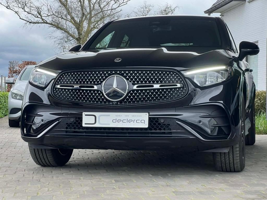 Mercedes GLC 200 4M Coupé AMG trekhaak 360camera memorypack, Auto's, Automaat, 4 cilinders, Zwart, Leder