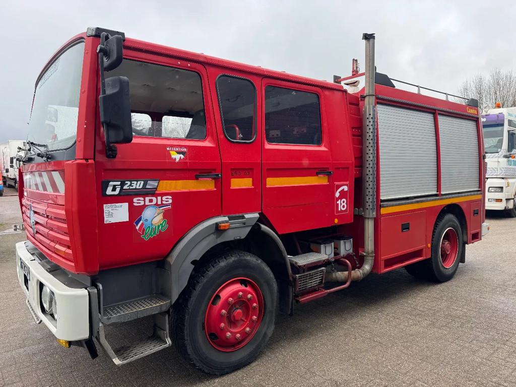 Renault G230 *FIRETRUCK-WATERTANK-PUMP* (bj 1993), Autos, Camions, Rouge, Achat, Entreprise, Diesel