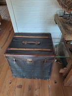 Antieke koffer, Ophalen