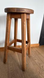 Barkruk jaren 60 uit bruin café , eik???, Ophalen