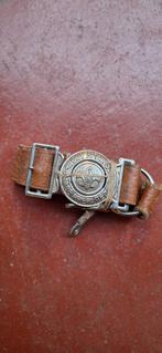 Ceinturon scout, Enlèvement