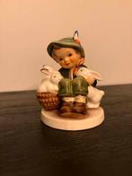 Hummel Goebel, jongen met konijntjes, Ophalen of Verzenden, Zo goed als nieuw, Hummel