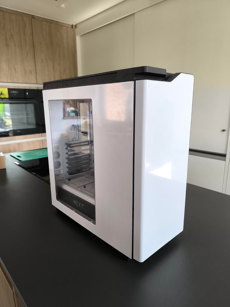 NZXT micro ATX behuizing, Computers en Software, Computerbehuizingen, Ophalen, Gebruikt