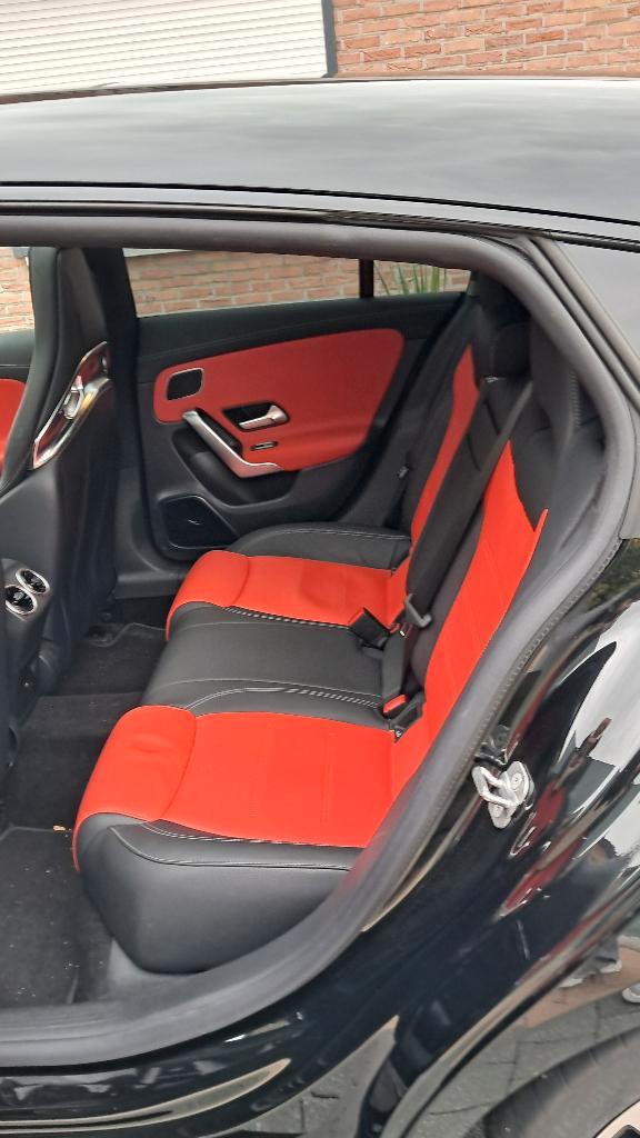 Zeer mooie Mercedes CLA 35AMG te koop met zeer vele opties, Auto's, Mercedes-Benz, Particulier, CLA, 360° camera, 4x4, ABS, Achteruitrijcamera