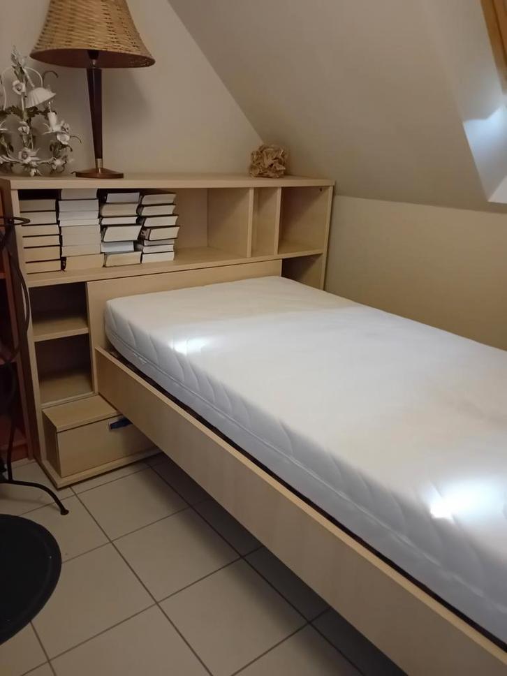 1 pers slaapkamer, bed + kleerkast, Huis en Inrichting, Slaapkamer | Complete slaapkamers, Ophalen
