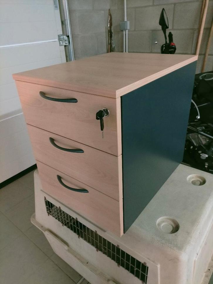 Caisson mobile trois tiroirs sur roulettes., Maison & Meubles, Bureaux, Utilisé, Bureau, Enlèvement