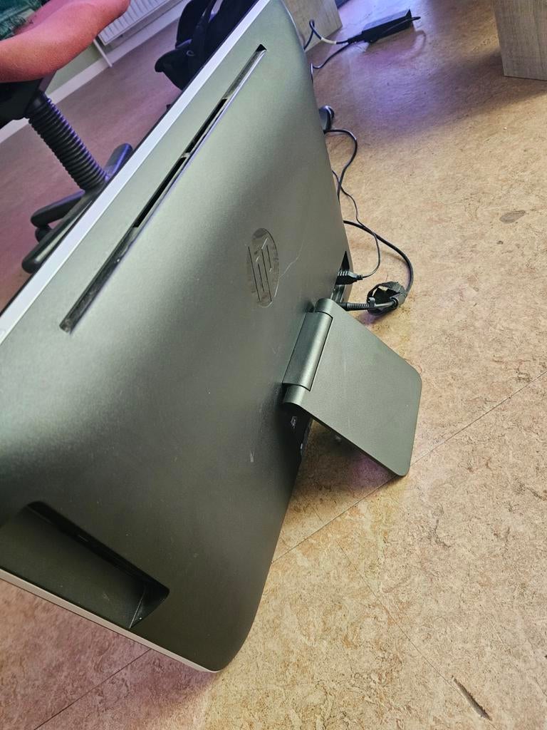 Pc hp 1Tb, de bureau, i5, Envoi, 4 GB