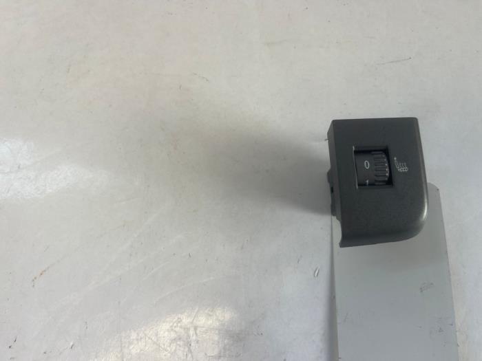 Commutateur chauffage siège d'un Volkswagen Phaeton, Autos : Pièces & Accessoires, Habitacle & Garnissage, Volkswagen, Utilisé