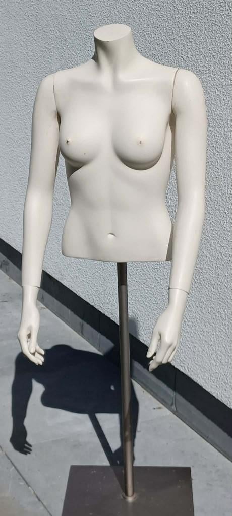 Mannequin/ Etalagepop te koop, Ophalen, Gebruikt, Paspop