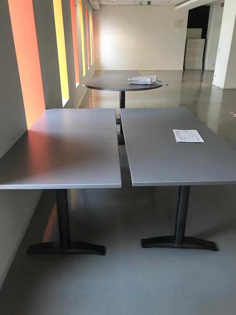 5 Tables a Bxl 150 euros 0487872661, Enlèvement, Utilisé, Meuble