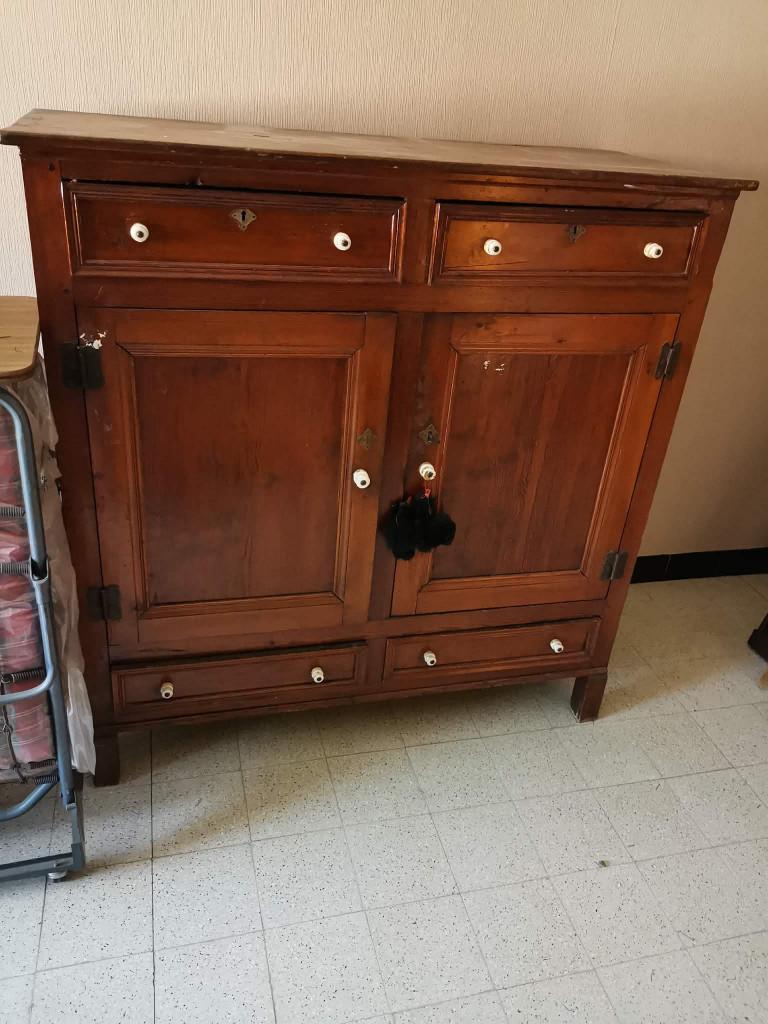 Armoire rustique à 4 tiroirs, 3 ou 4 tiroirs, Enlèvement, Utilisé