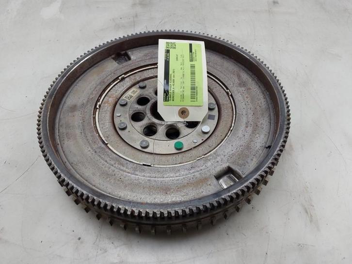 VOLANT MOTEUR BI-MASSE A-Klasse AMG (177.0) (|A1390302500|), Autos : Pièces & Accessoires, Moteurs & Accessoires, Mercedes-Benz