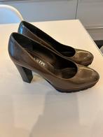 Pumps, Ophalen of Verzenden, Zo goed als nieuw, Pumps