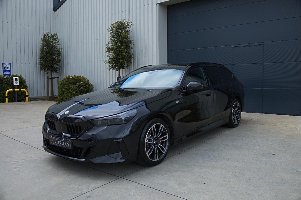 BMW 520 Touring | M Pack | Full Option | Pano | Head-up, Auto's, BMW, Testrit aan huis, Zwart, 5 deurs, 5 Reeks