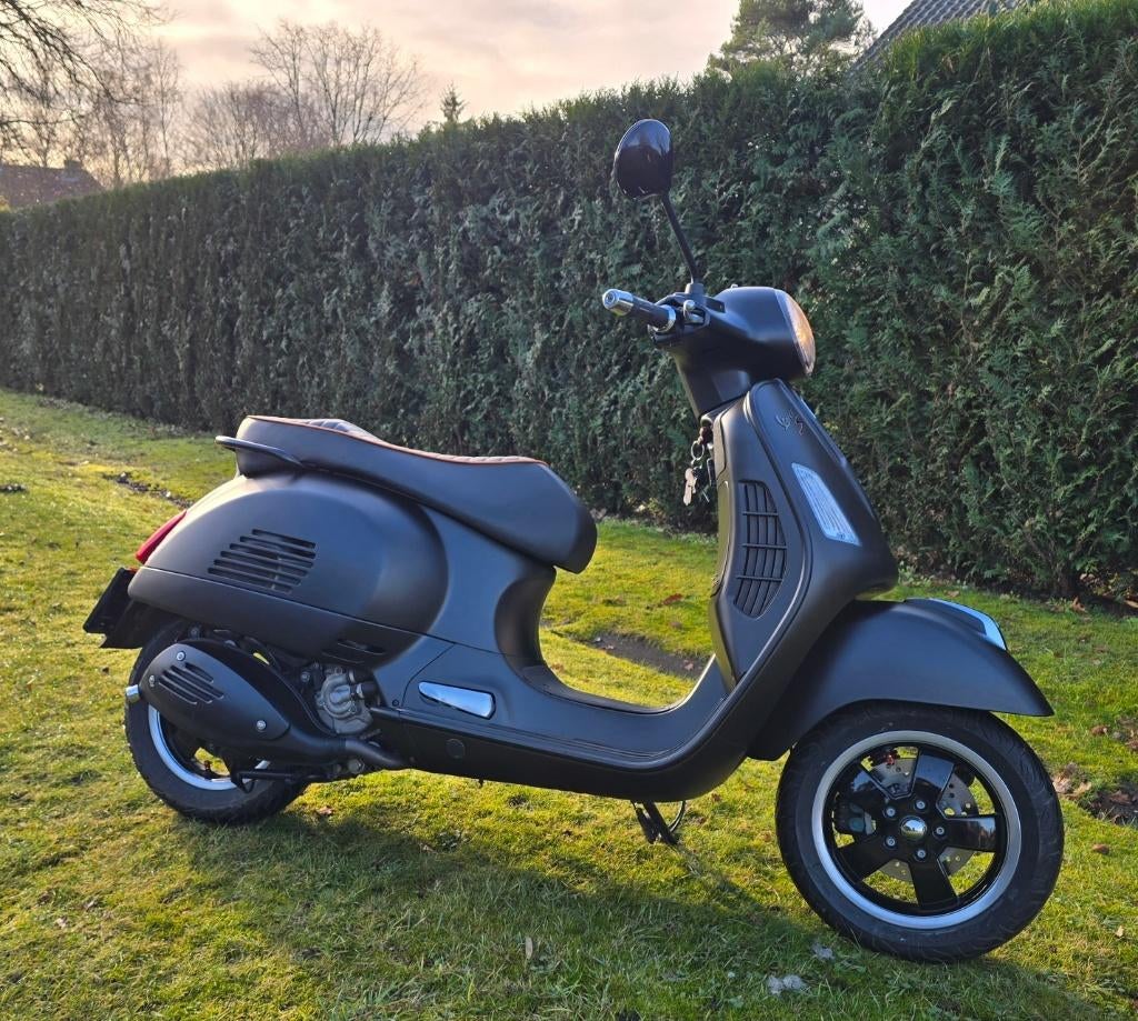 Mooie Vespa GTS 125cc SuperSport te koop., Motoren, Super Sport, Particulier, 125 cc