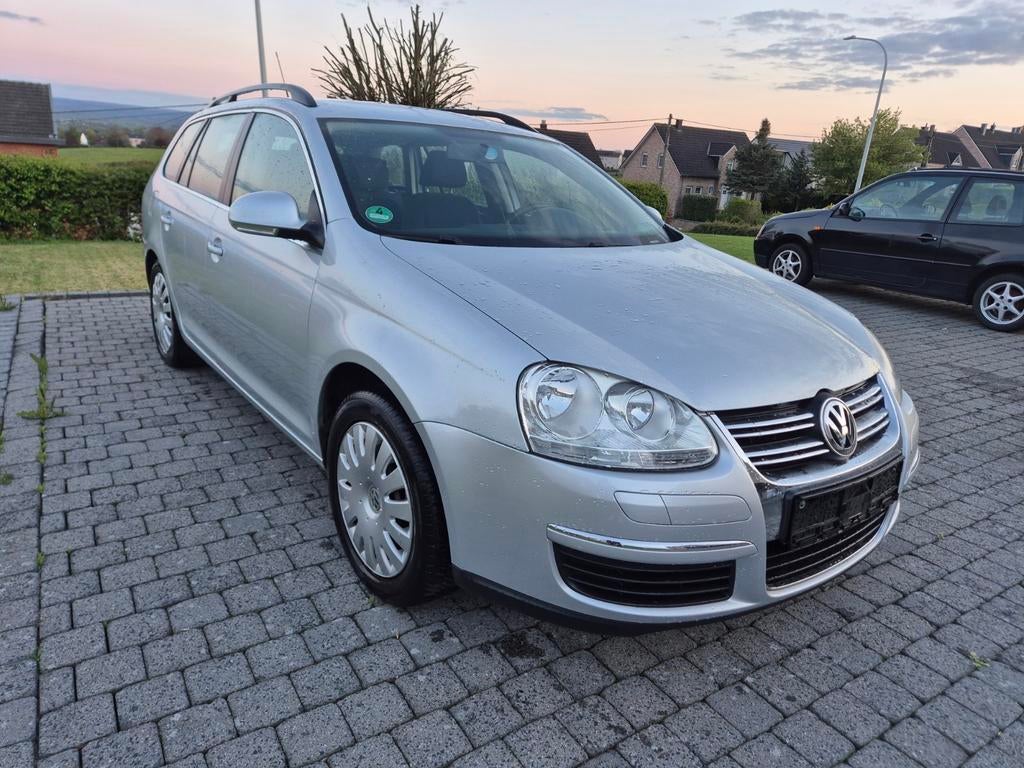 Volkswagen Golf 1.4 Comfortline, 90 kW, Argent ou Gris, Achat, 5 portes