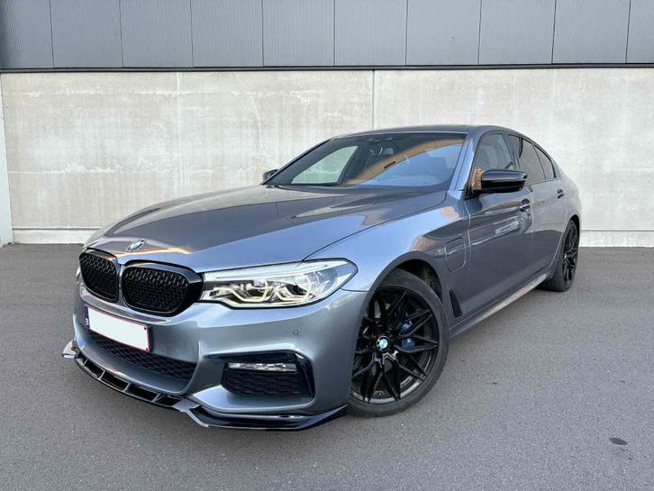 BMW 530e 2018 M Sport 252pk | Pano | BMW historiek | HUD, Auto's, BMW, Particulier, 5 Reeks, 360° camera, ABS, Achteruitrijcamera