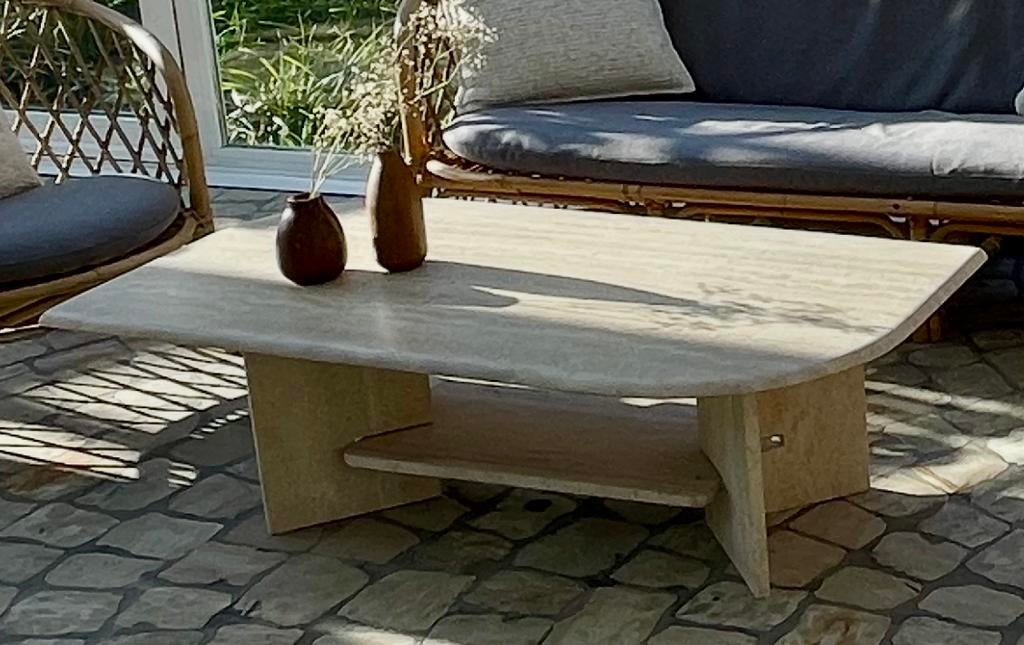 Gezocht: salontafel travertin natuursteen, Huis en Inrichting, Ophalen, Zo goed als nieuw