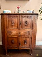 Charmante massief houten kast met karakter, Antiek en Kunst, Antiek | Meubels | Kasten, Ophalen