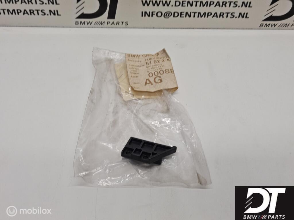 Guide right BMW 3-serie E36 compact 51922491212, Neuf, Enlèvement ou Envoi, BMW, BMW