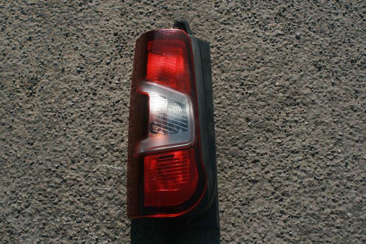NIEUW origineel achterlicht Citroen berlingo, Auto-onderdelen, Verlichting, Citroën, Fiat, Opel, Toyota, Nieuw, Ophalen