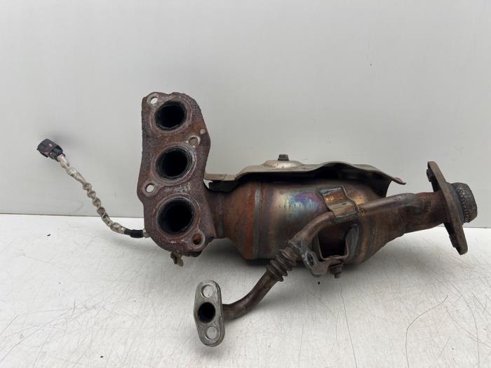 Uitlaatspruitstuk + katalysator van een Toyota Yaris, Gebruikt, -, -, Ophalen of Verzenden