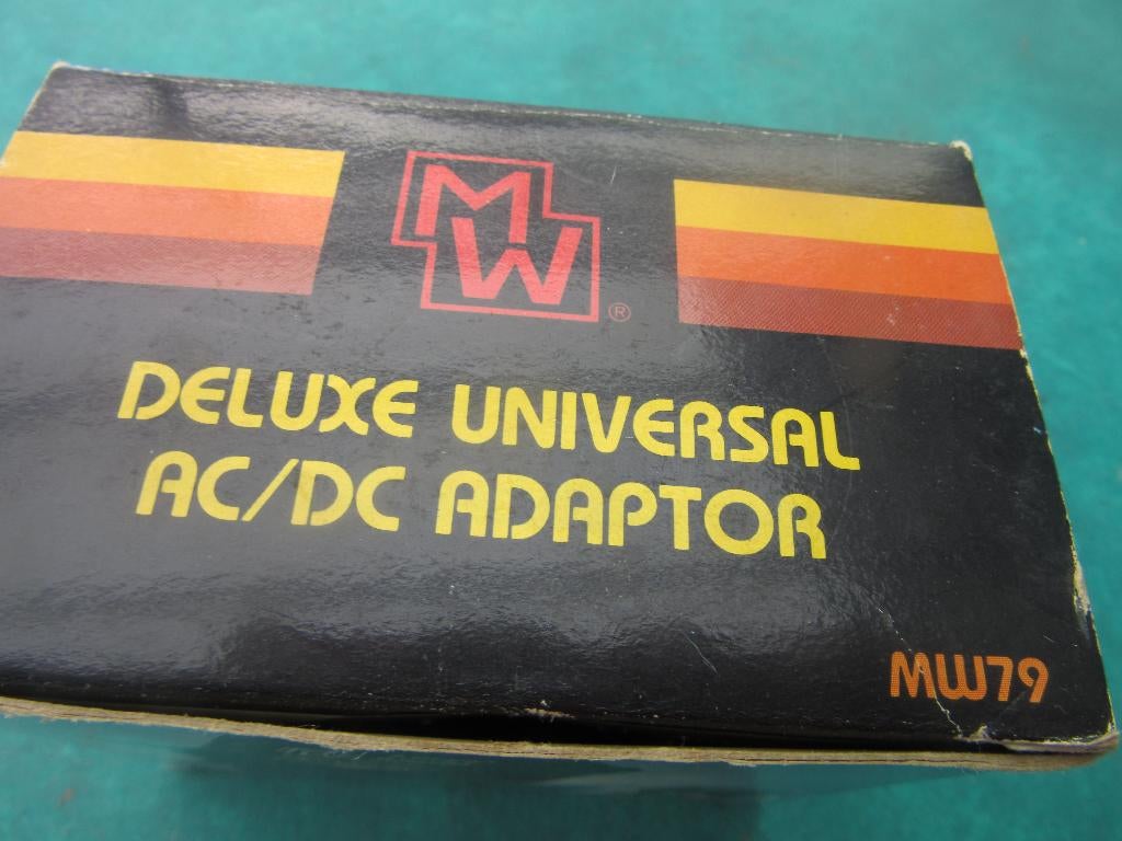 Universele adapter MW deluxe in doos, Electroménager, Pièces & Accessoires, Enlèvement ou Envoi