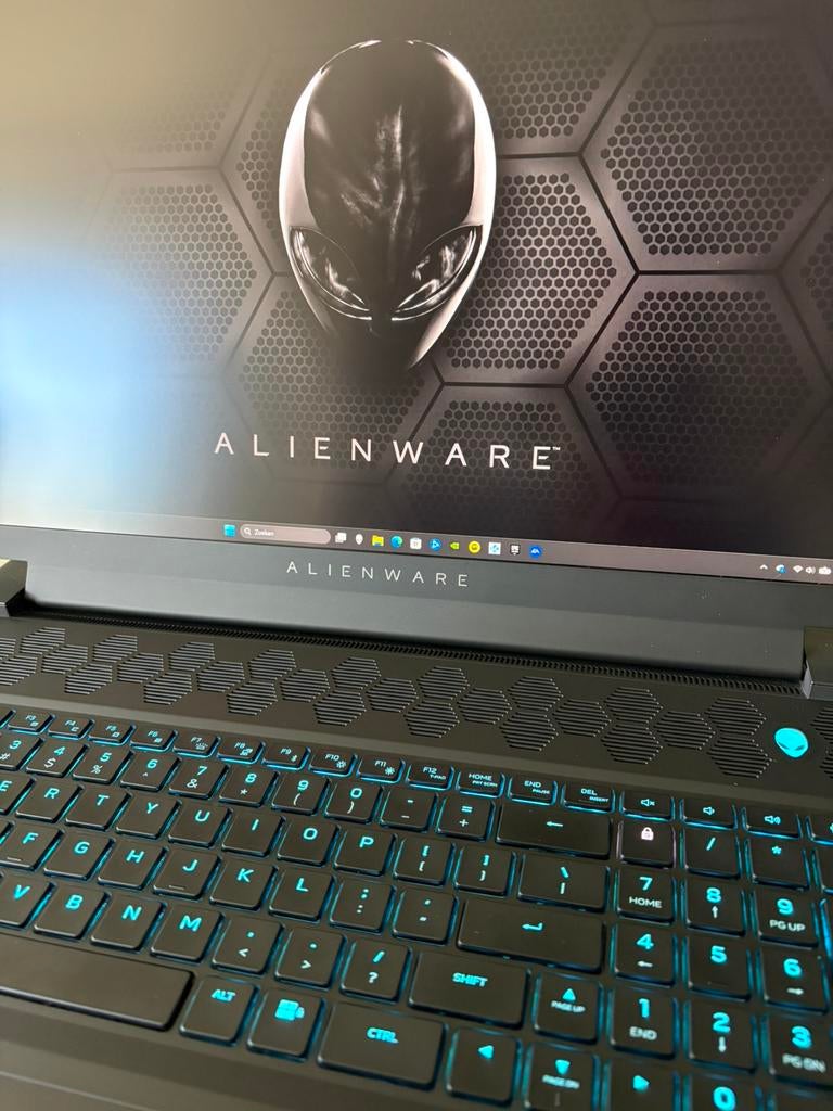 Alienware M18 R1, Informatique & Logiciels, Ordinateurs portables Windows, Comme neuf, 15 pouces, 32 GB, Gaming, Enlèvement ou Envoi