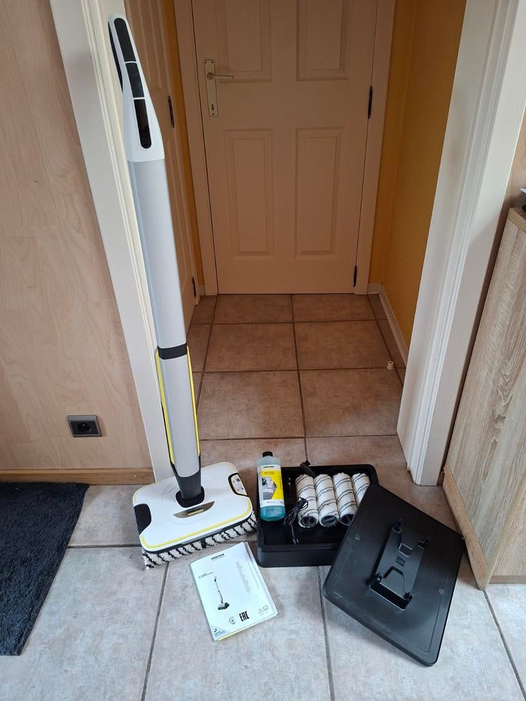 Karcher FC7 draadloze vloerreiniger, Ophalen