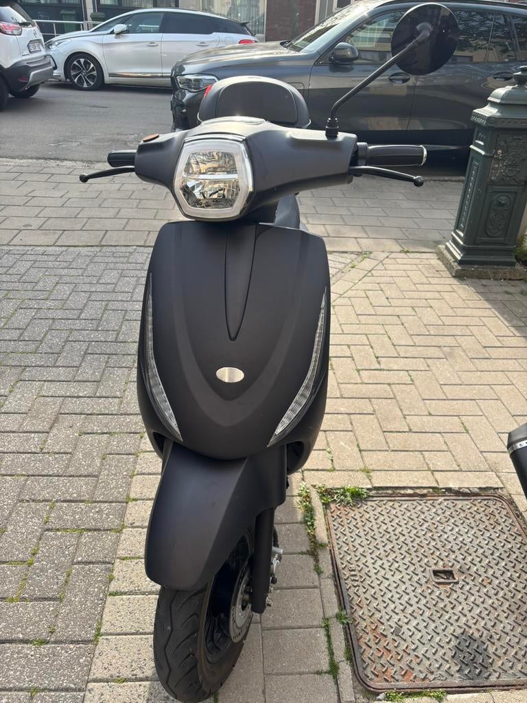 Elektrische scooter b klasse, Ophalen, Zo goed als nieuw