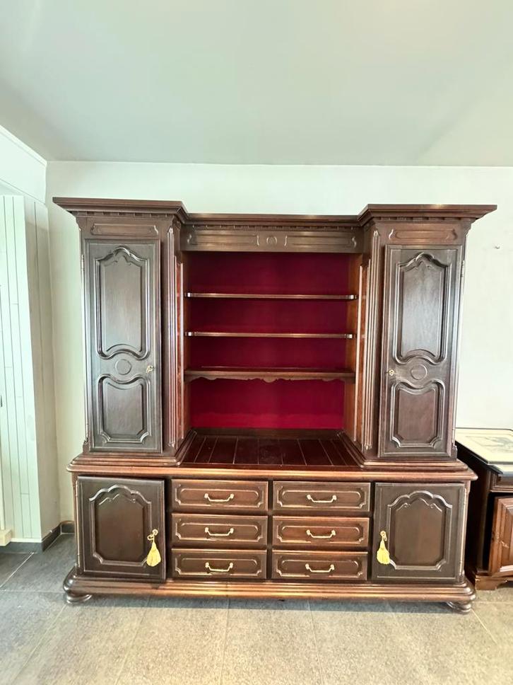 Grande armoire murale, Maison & Meubles, Armoires | Armoires murales, Utilisé, 200 cm ou plus, 200 à 250 cm, 50 à 75 cm, Avec tiroir(s)