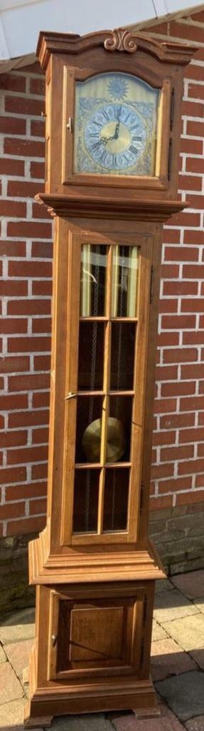 Eikenhouten staande klok/Grootvaderklok, Enlèvement