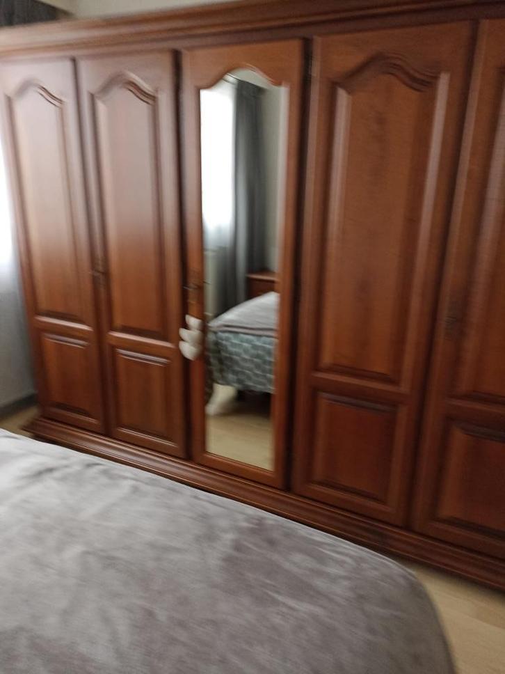 Armoire 5 portes bois avec miroir, Maison & Meubles, Armoires | Penderies & Garde-robes, Utilisé, Enlèvement