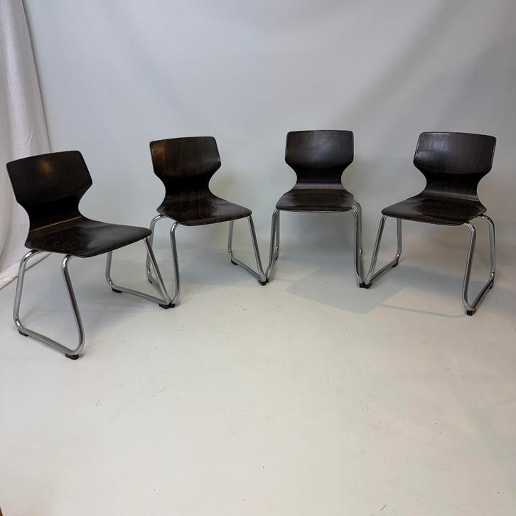 4 Pagholz Flötotto kinderstoelen, Kinderen en Baby's, Kinderkamer | Tafels en Stoelen, Gebruikt, Stoel(en), Ophalen of Verzenden