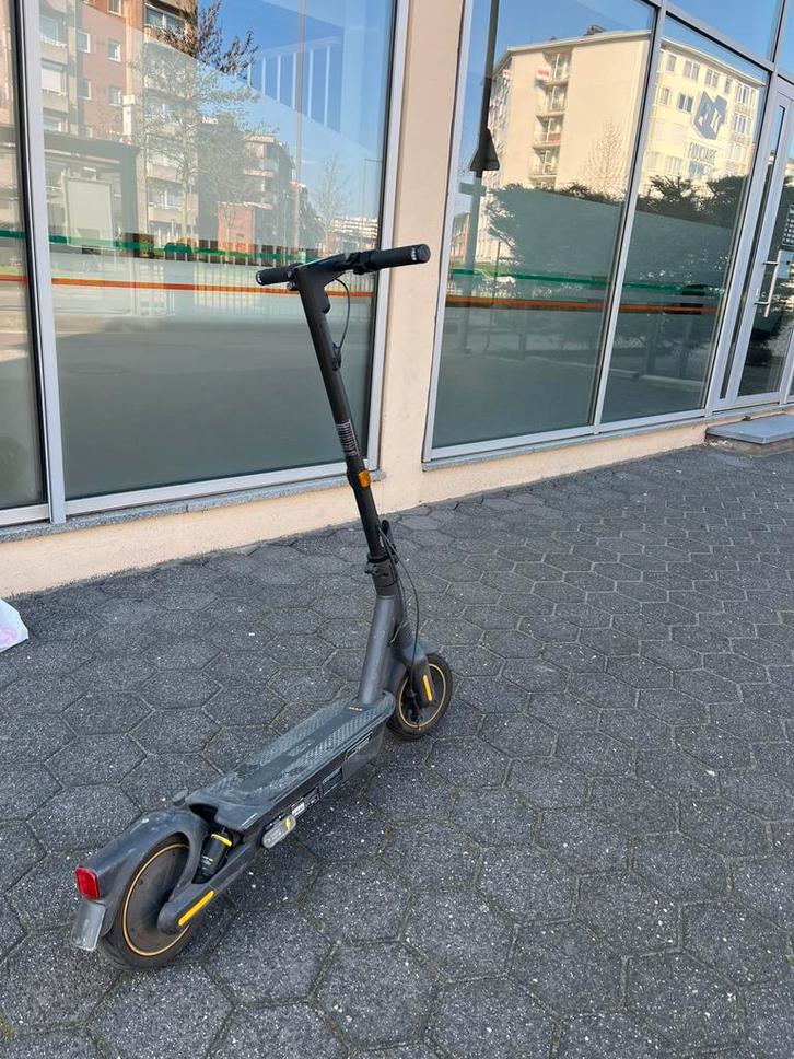 Ninebot G2 Max te koop, Vélos & Vélomoteurs, Trottinettes, Enlèvement