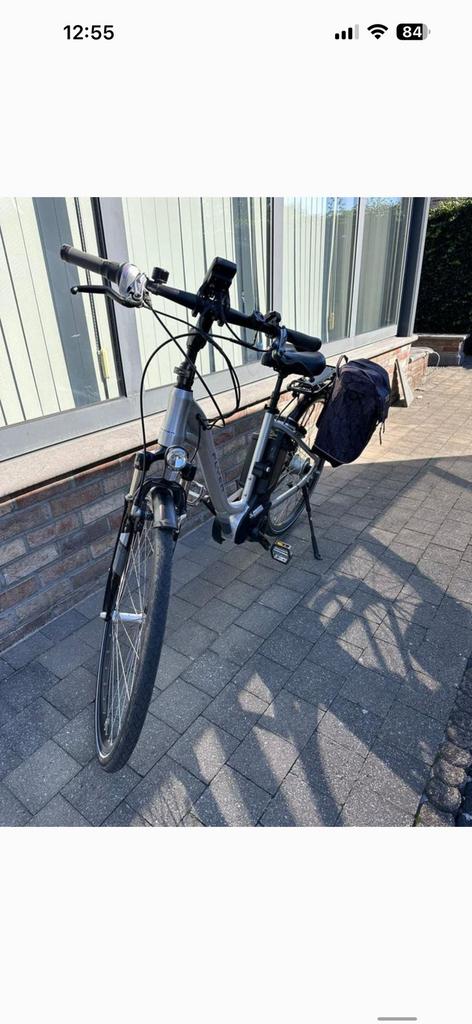 Elektrische dames fiets, Fietsen en Brommers, Ophalen, Zo goed als nieuw