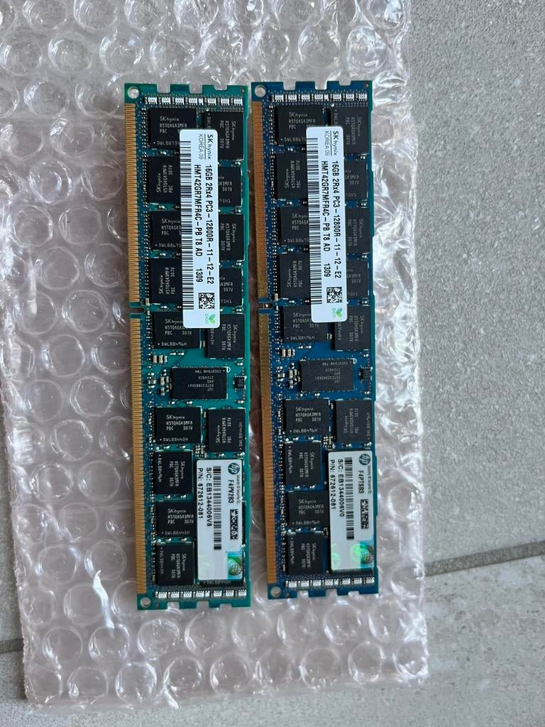 HMT42GR7MFR4C PB 8 AD ECC RAM 32Gb, Computers en Software, RAM geheugen, Ophalen, Zo goed als nieuw, Server