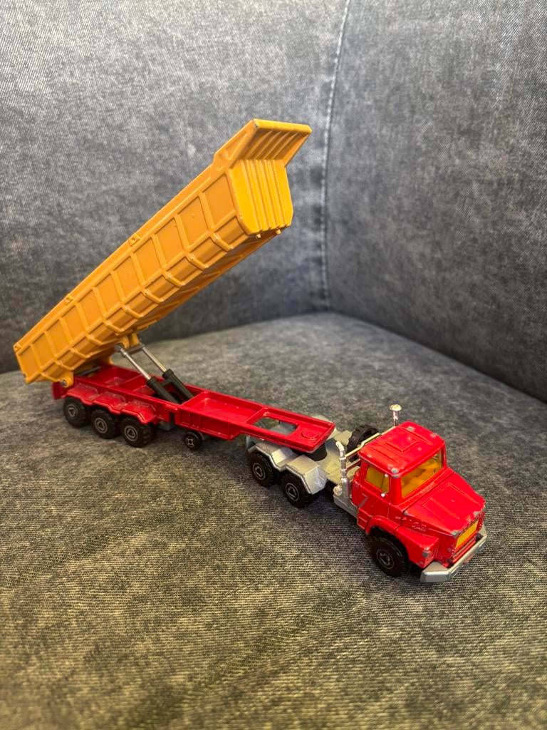 Majorette vintage scania vrachtwagen met kiepwagen, Ophalen of Verzenden, Zo goed als nieuw, Majorette