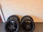 Originele porsche rs spider velgen 21’’ +4 banden., Motoren, Ophalen