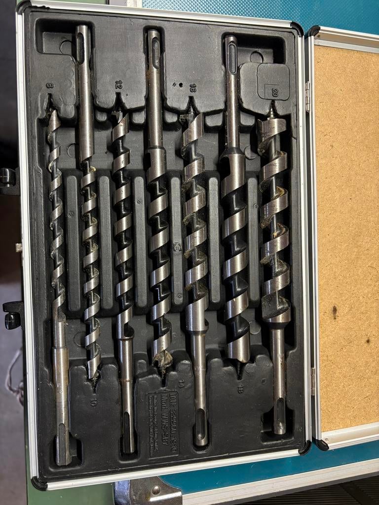 Spiraal houtboren met sds koppeling, Ophalen, Zo goed als nieuw