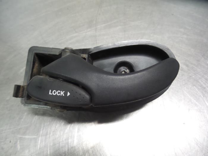 Portiergreep 2Deurs links van een Ford Transit (Transit 00-), Auto-onderdelen, Carrosserie, Ford, Gebruikt, 3 maanden garantie