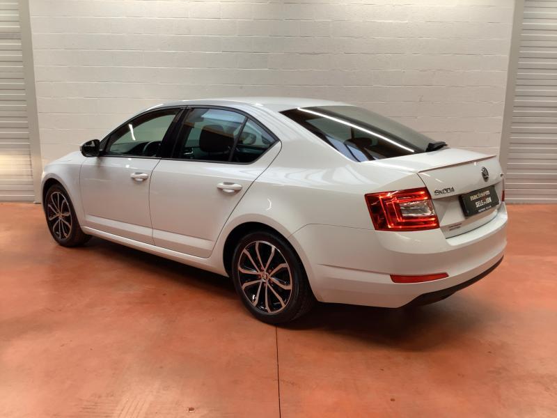 Skoda Octavia 1.6 CR TDi Skoda Octavia Berline GL Amb 1.6 td, Achat, Electronic Stability Program (ESP), Boîte manuelle, Diesel