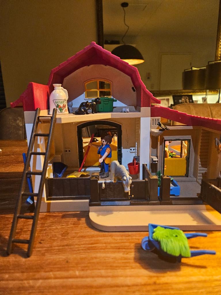 Playmobil Manege 6927 / 5684, Kinderen en Baby's, Speelgoed | Playmobil, Zo goed als nieuw, Complete set, Ophalen of Verzenden