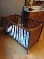 stevig houten babybedje, Kinderen en Baby's, Ophalen, Gebruikt, Jongetje of Meisje