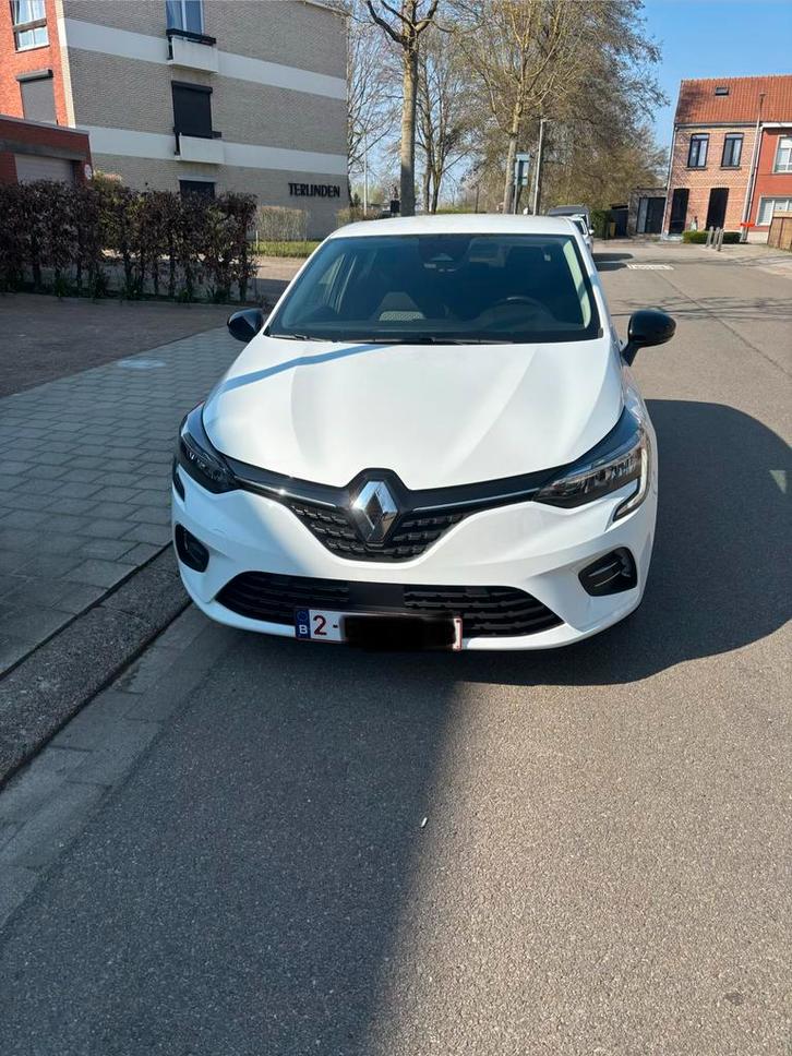 Renault clio, Autos, Renault, Particulier, Clio, ABS, Phares directionnels, Régulateur de distance, Airbags, Air conditionné, Android Auto