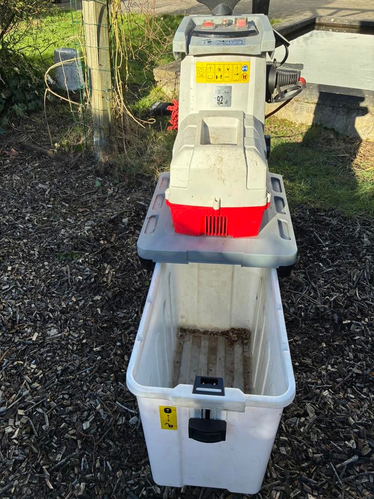 Ikra hakselaar, Jardin & Terrasse, Déchiqueteurs, Enlèvement, Utilisé, Électrique, Sac de ramassage